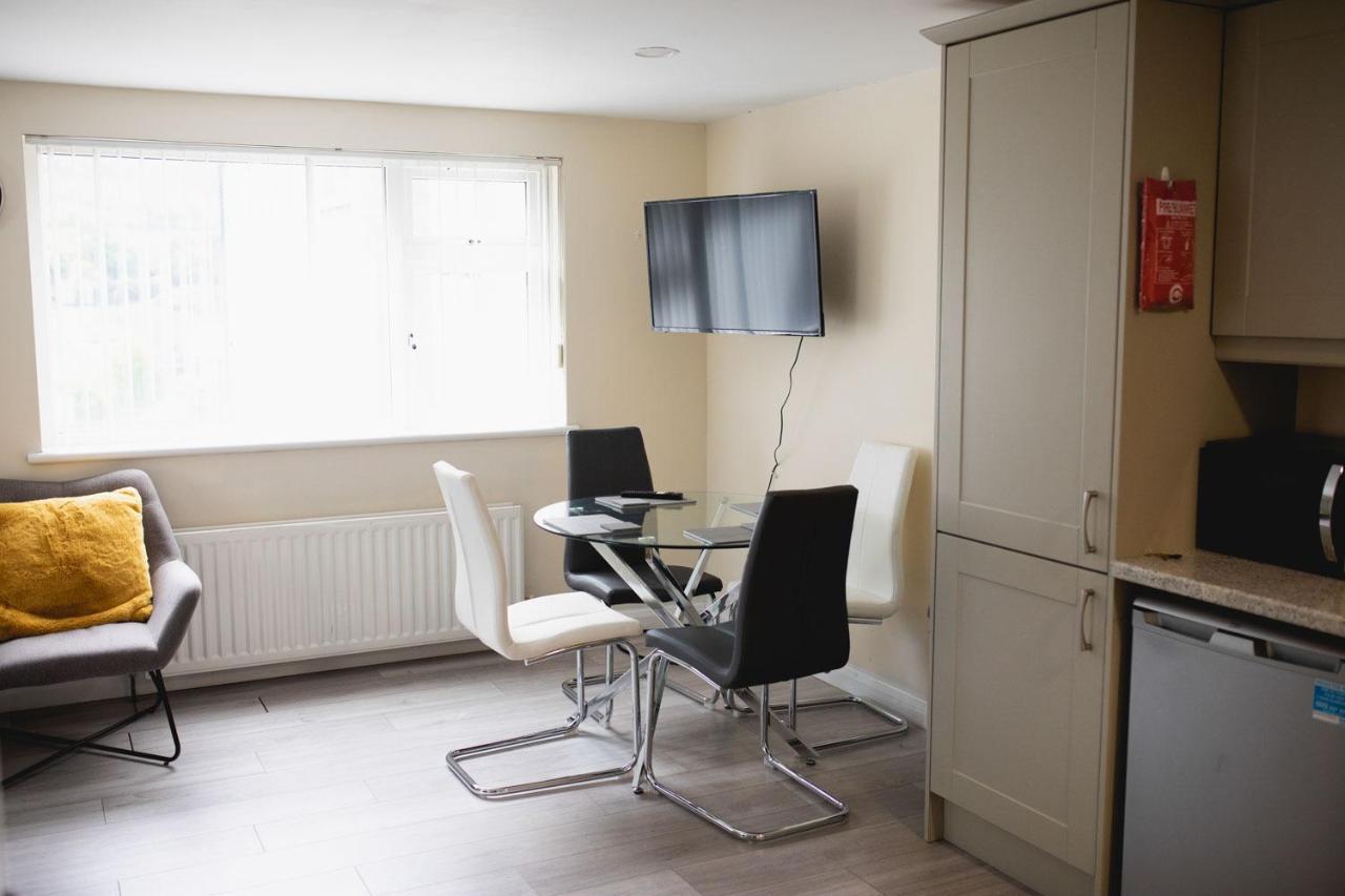 Vanity Ballycastle Diamond 2 Bedroom Apartment Extérieur photo