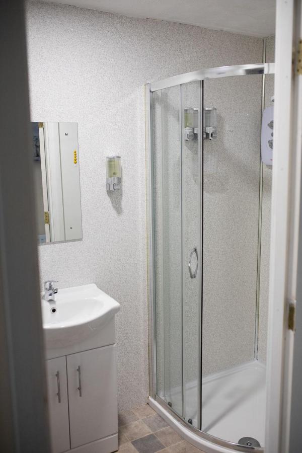 Vanity Ballycastle Diamond 2 Bedroom Apartment Extérieur photo